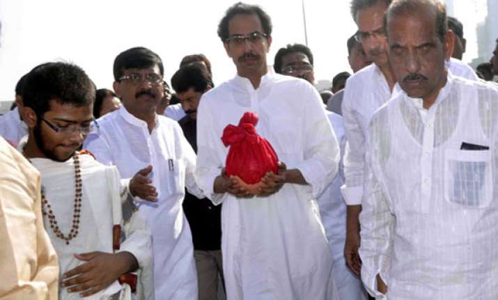 don t create controversy over thackeray memorial uddhav