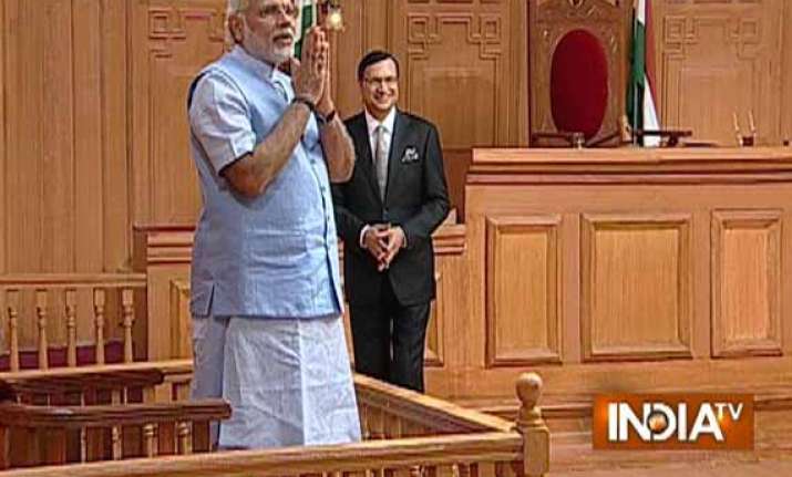 exclusive read full interview of narendra modi to rajat
