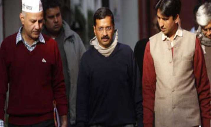 fir ordered against aap members for filing false documents