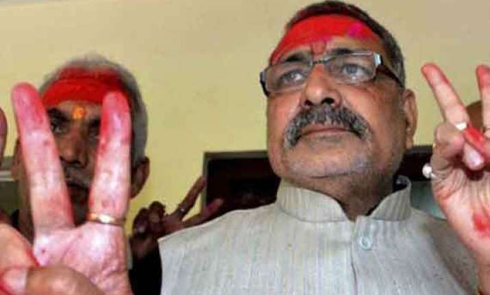giriraj sparks a fresh row