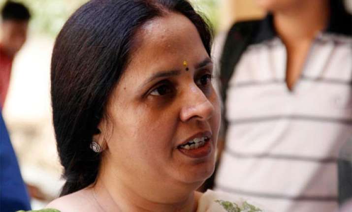 haren pandya s widow s posters removed people pelt stones