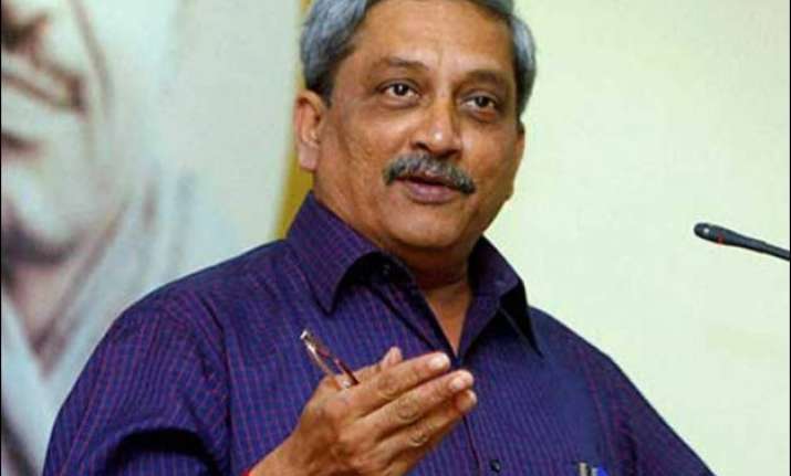manohar parrikar wants pacheco to inform assembly of actual