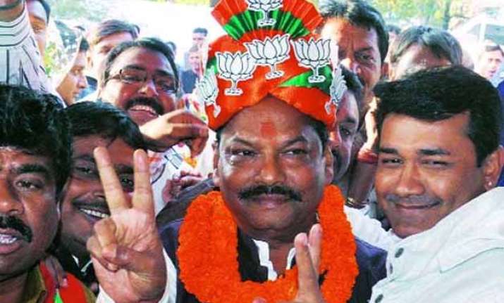 maithili among 5 languages spoken during oath taking