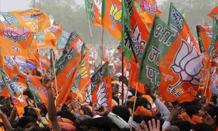 dera sacha sauda s political wing to support for bjp