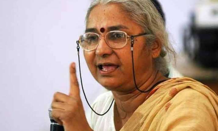 medha patkar quits aap in protest against expulsion of