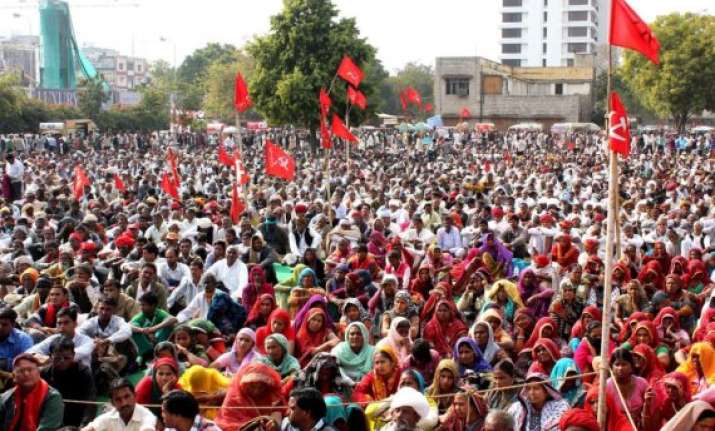 cpi m to discuss how to come out of the morass