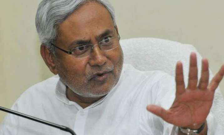 nitish seeks apology compensation from railway ministry