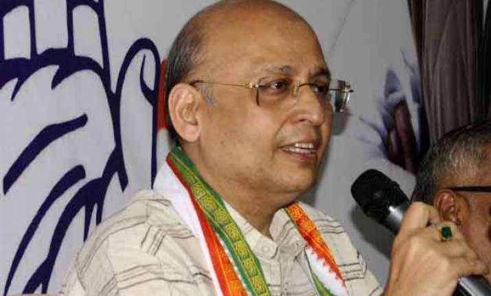 government trying to cover up economic failures congress