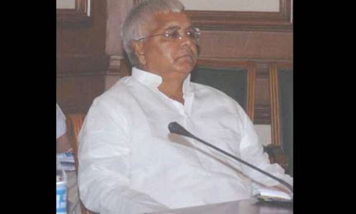 will topple upa if caste not included in census lalu