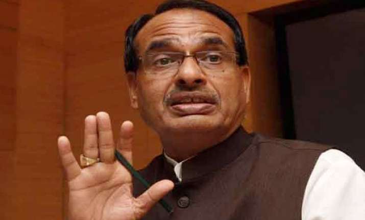 shivraj singh chouhan called from abroad to accommodate