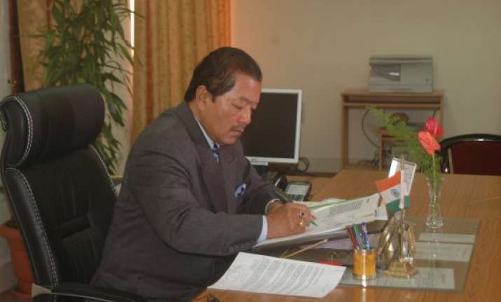 mizoram cm lal thanhawla criticises ntpc for not starting