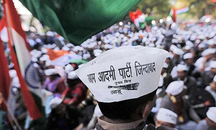 break bread at aam aadmi canteens in 2 months