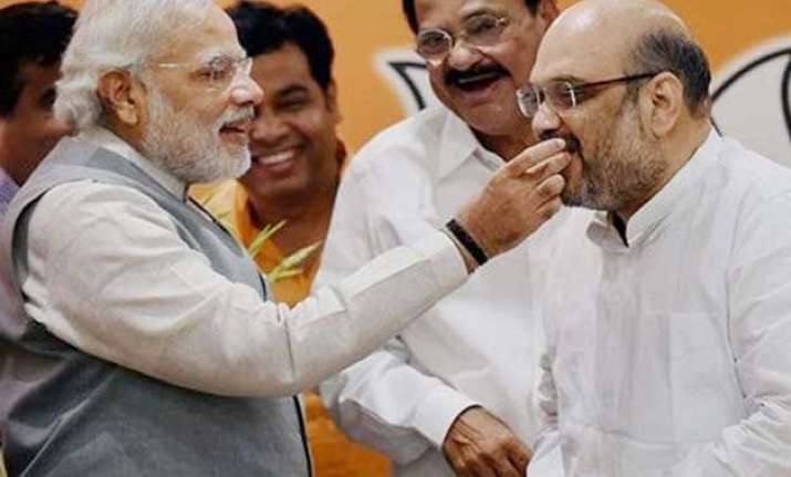 bjp praises upa s mgnrega as scheme completes 10 years