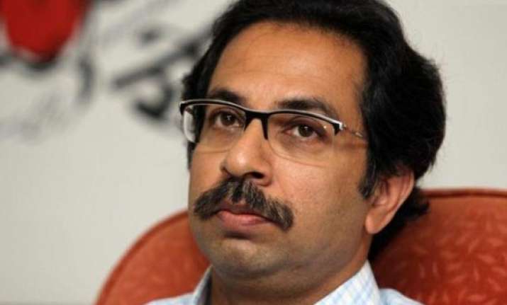 shiv sena bows down announces support to bjp s cm candidate