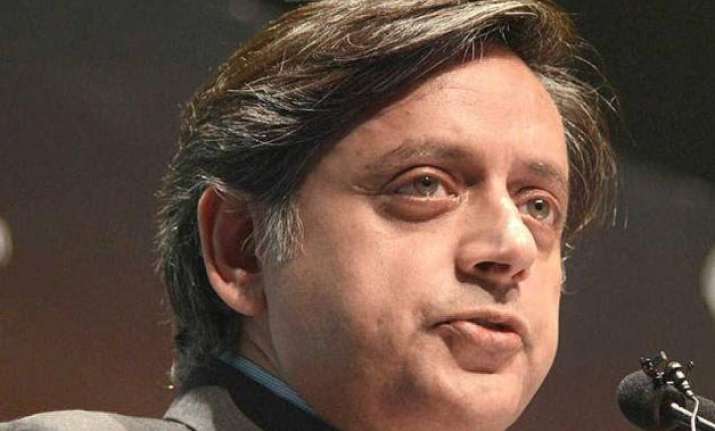 snubbed tharoor consulted by rahul gandhi in ls as he leads
