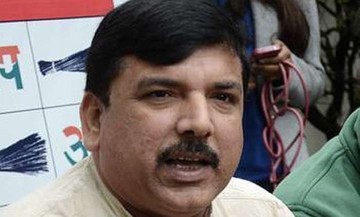 aap demands resignation of governor cm over vyapam scam