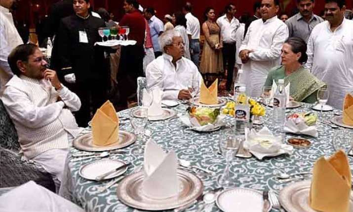opposition to strategise on parliament session at sonia