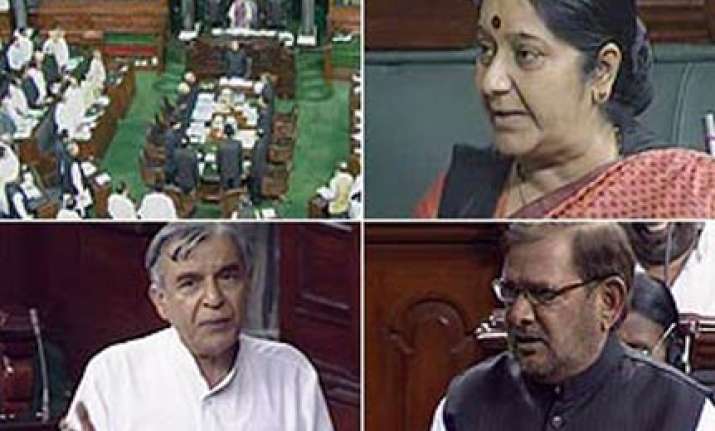 left bjp rap govt in lok sabha for scams