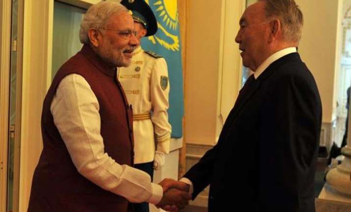 pm modi meets kazakhstan president