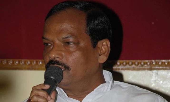 raghubar das forbids party workers from staging dharna