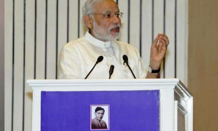 pm modi asks people of bihar to shed casteism says
