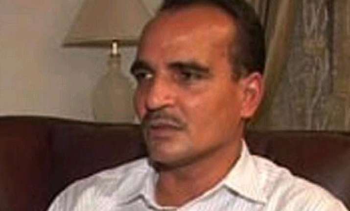 congress expels former goa minister for six years
