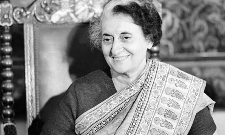 modi remembers former pm indira gandhi on death anniversary
