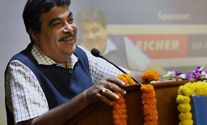 no wrong doing by me says gadkari congress seeks his