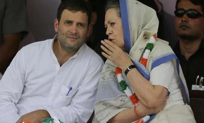 bjp hits back at sonia and rahul gandhi