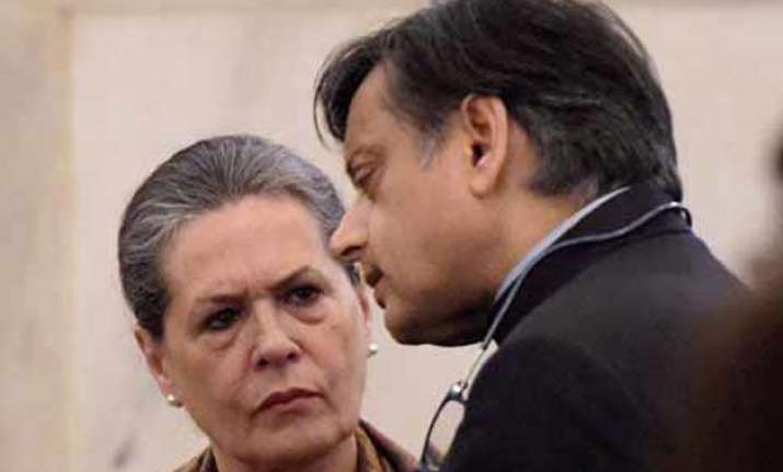 sonia gandhi literally blasted shashi tharoor