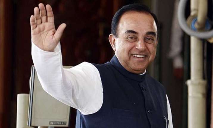 sc suspends defamation proceedings against swamy