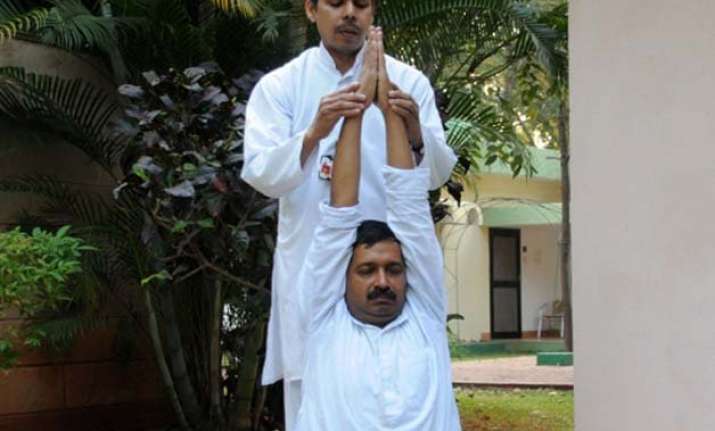 delhi cm arvind kejriwal to be discharged today doctor