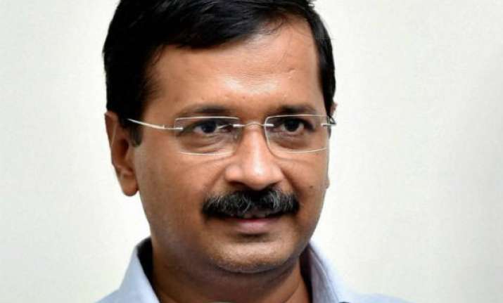 arvind kejriwal asks pm to devote time to delhi police