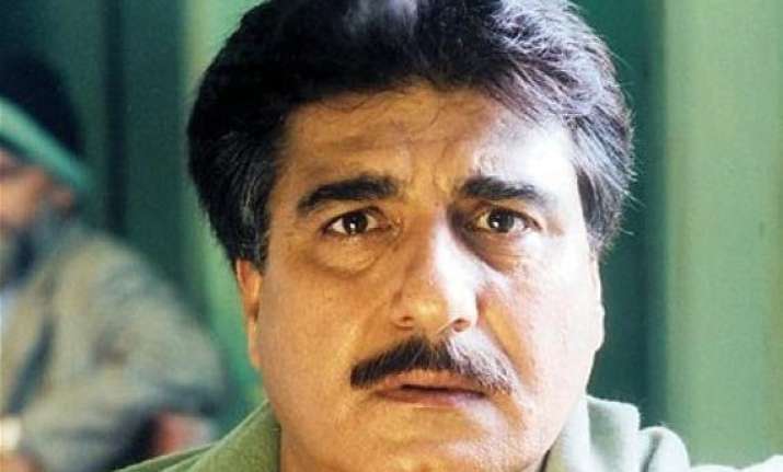 raj babbar attacks up govt over deteriorating law and order
