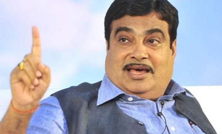 gadkari meets rss chief says no discussion on maharashtra