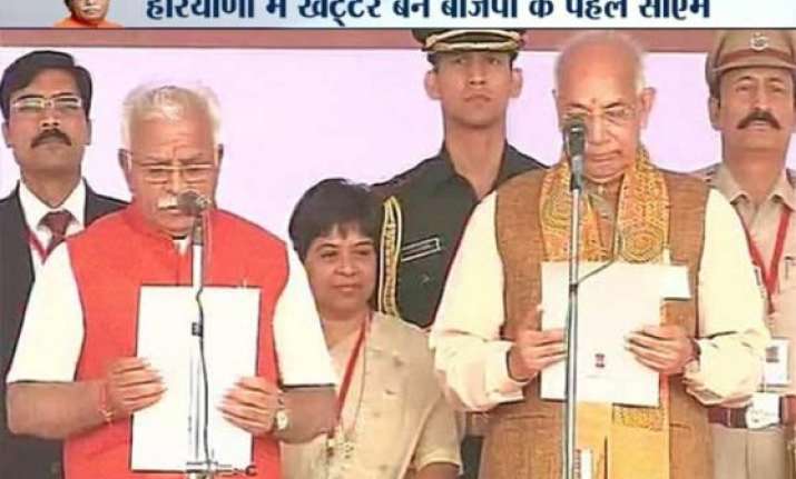 manohar lal khattar sworn in as 10th chief minister of