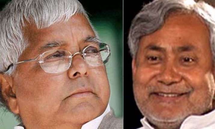 neck and neck fight between nda rjd ljp combine in 3rd phase