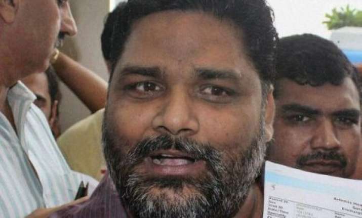 bihar pappu yadav to launch stir against doctors from monday