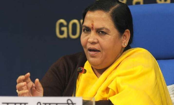 uma bharti s supporters stop train for late minister