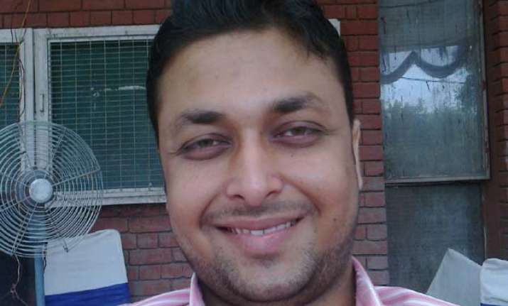 hc notice to aap its mla accused of misuse of state emblem