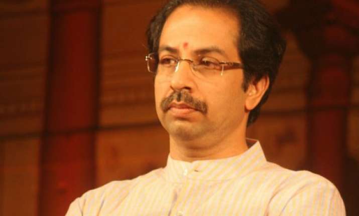 uddhav thackeray holds talks with shiv sena leaders