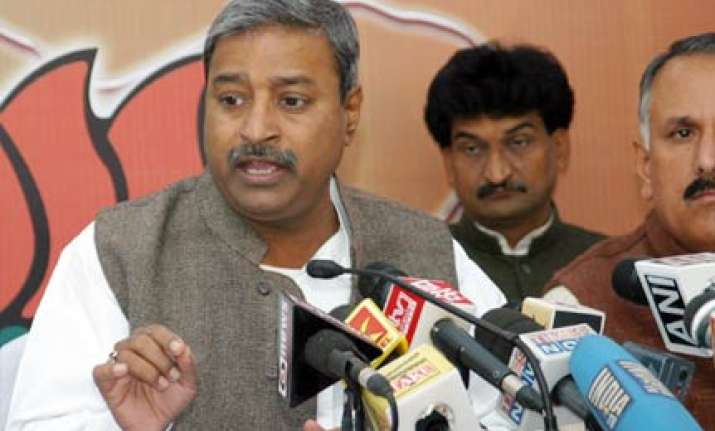 katiyar asks muslims to give up claim on disputed site
