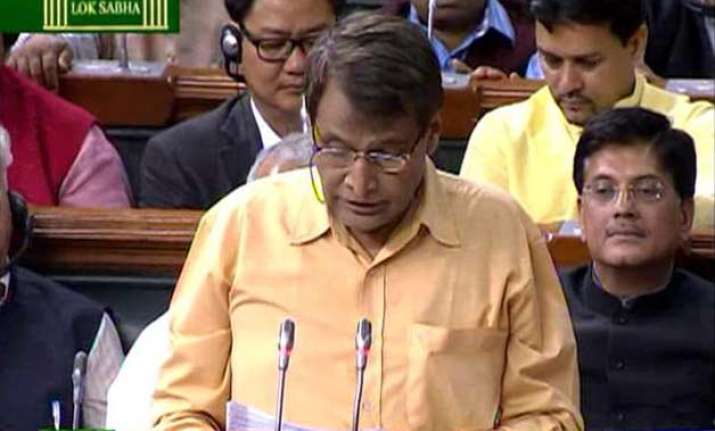live rail budget 2015