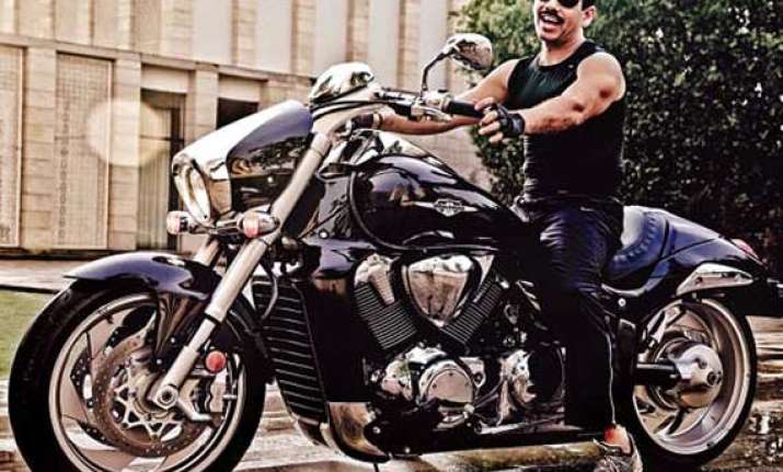 10 facts to know about robert vadra the stylish son in law