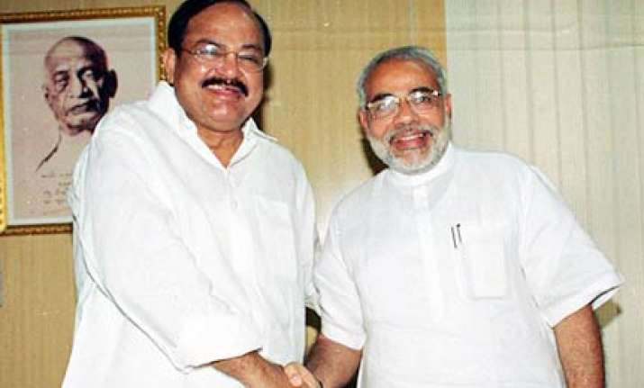 quizzing modi will prove suicidal for cong bjp