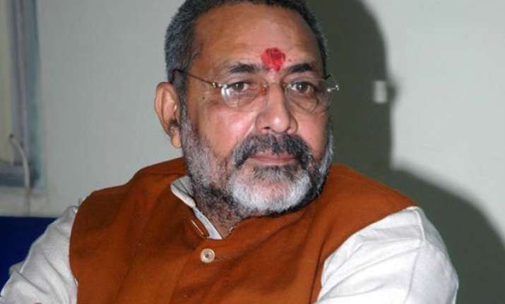 upper caste can t become bihar chief minister giriraj singh