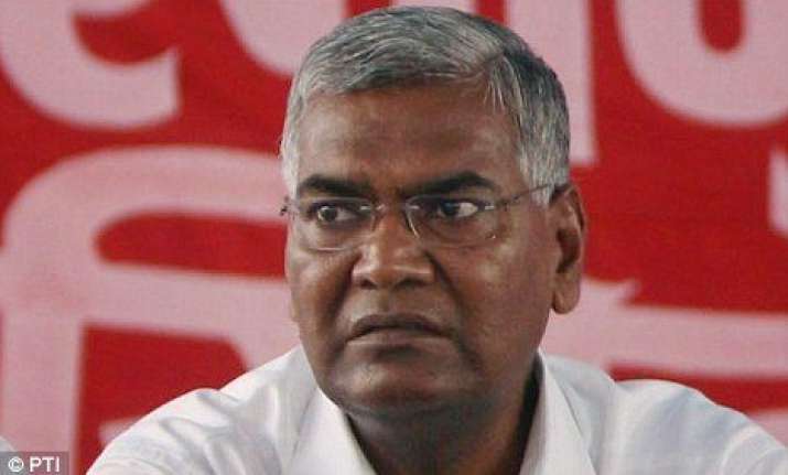 cpi attacks govt over live telecast of rss chief s speech