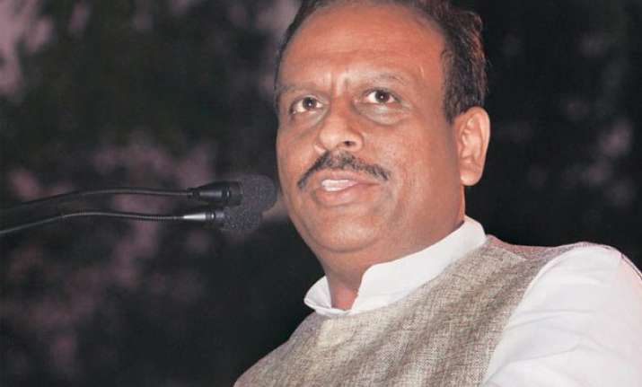 bjp will not ask for lop will consider it offered