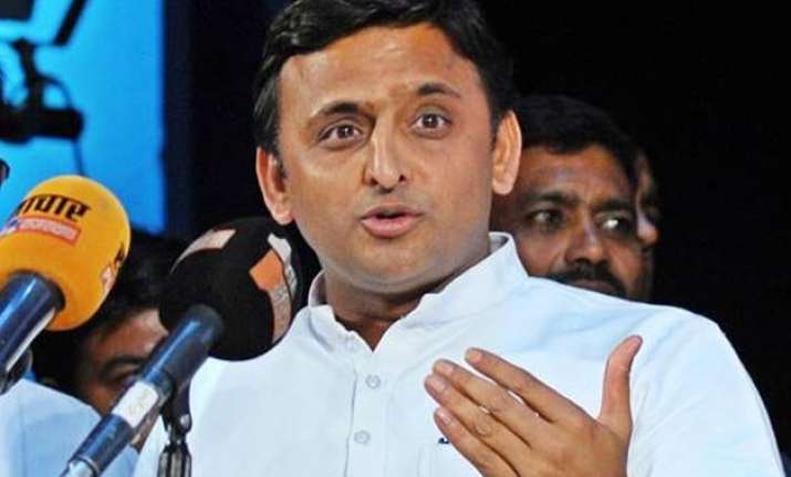 new look of up cm s akhilesh ministry 20 ministers take oath