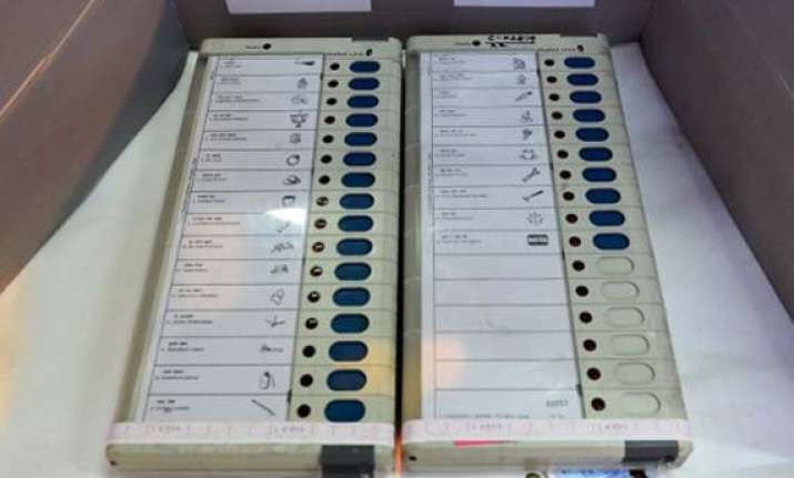 j k polls most political parties to go it alone